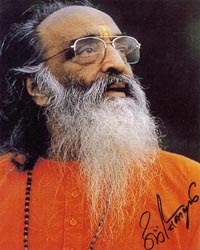 Swami Chinmayananda