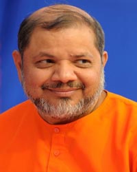 Swami Tejomayananda